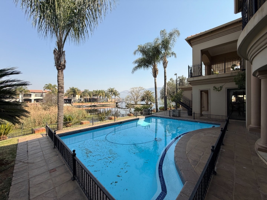 4 Bedroom Property for Sale in WestLake Country Safari Estate North West